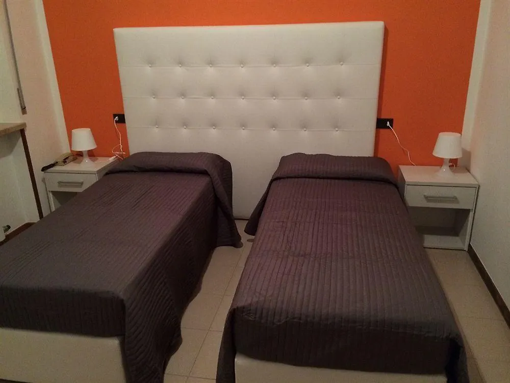 Albergo Al Sole Castelnuovo del Garda 0*,  Italien