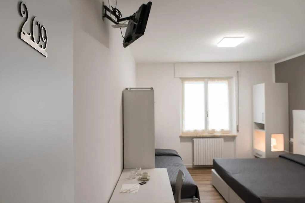 Albergo Al Sole Castelnuovo del Garda 0*,